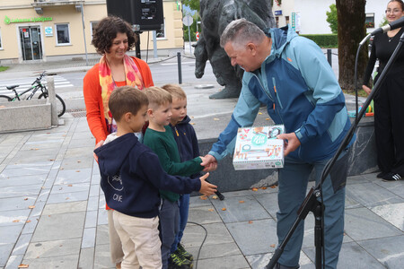 TEDEN MOBILNOSTI ZAKLJUČNA PRIREDITEV PRED KD 25 FOTO LJUBO VUKELIČ